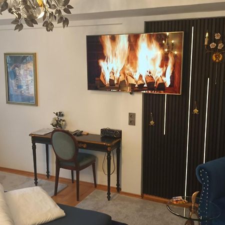 Stilvolles Appartement Im Zentralen Schwabing - Innenstadt Monaco di Baviera Esterno foto