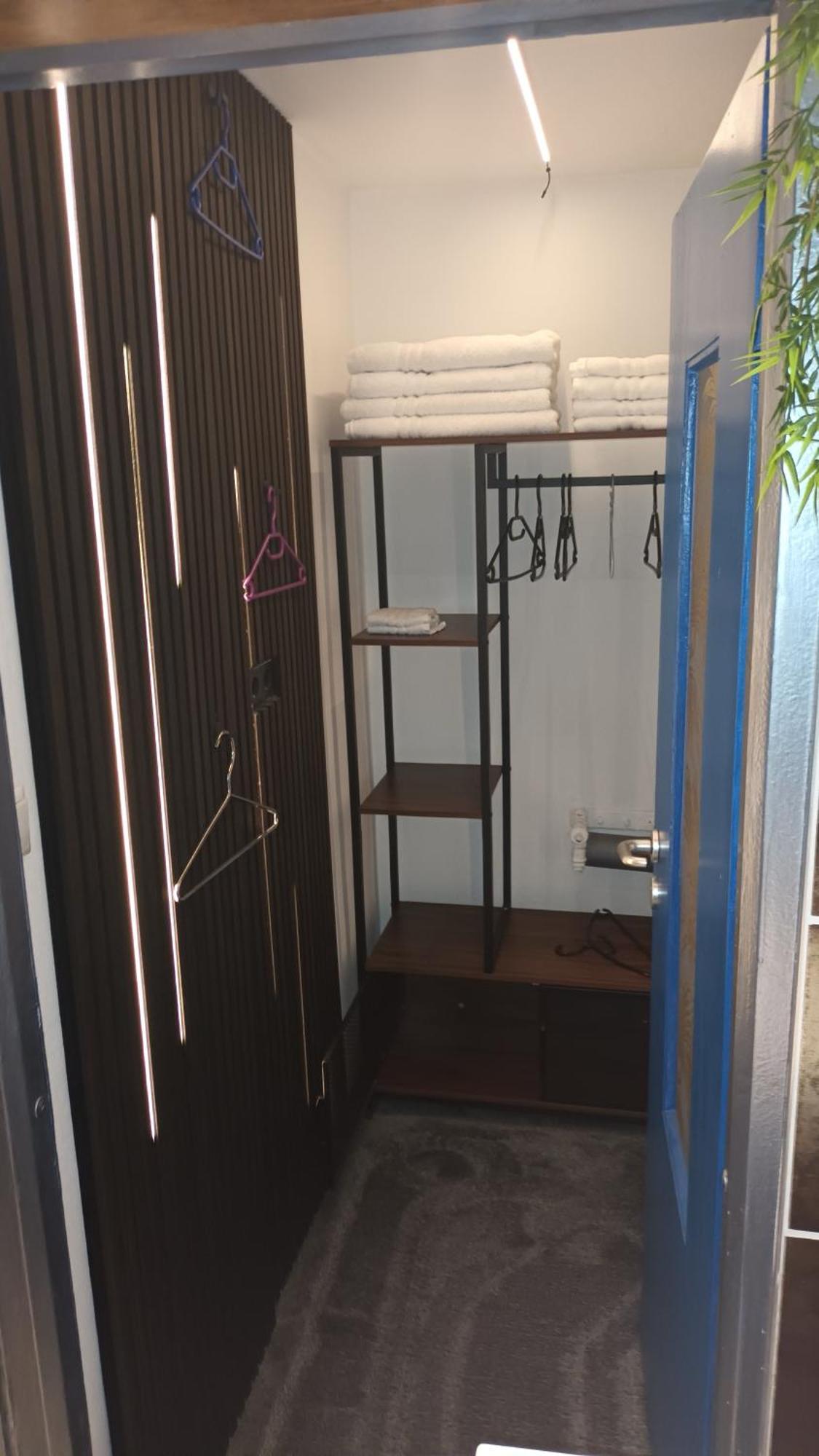 Stilvolles Appartement Im Zentralen Schwabing - Innenstadt Monaco di Baviera Esterno foto